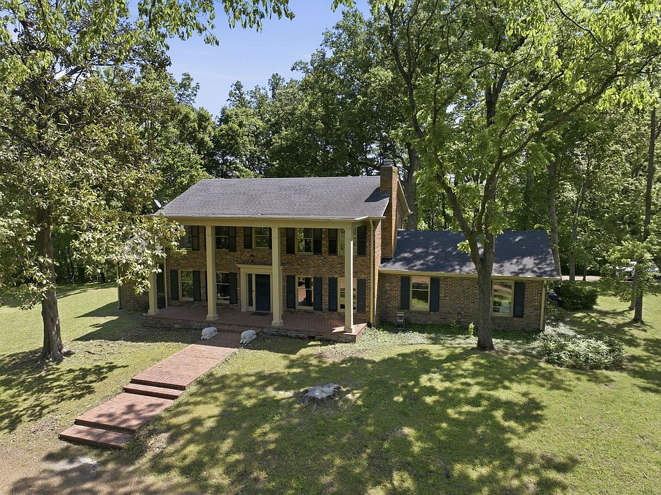 1st image of 732 Sneed Rd W