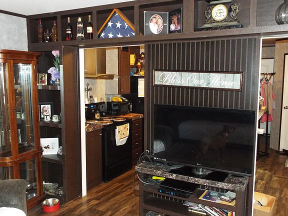 4th image of 5408 Banner Dr #41