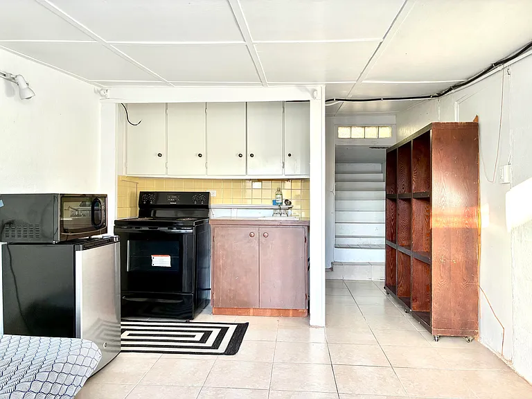 7AB-4 Queen St #CH — Photo 3