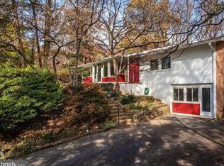 8203 Lilly Stone Dr, Bethesda, MD 20817