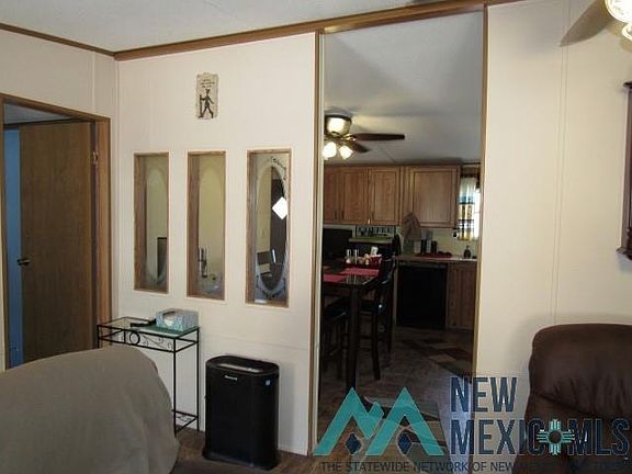 4th image of 215 Juniper St