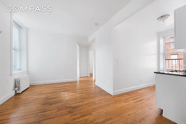 Rented by Compass | media 7