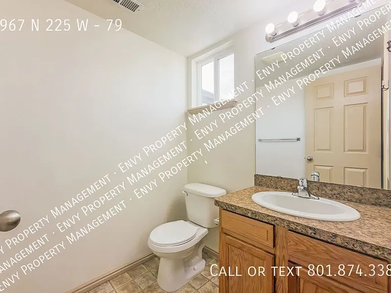 1967 N 225 W #79 — Photo 11