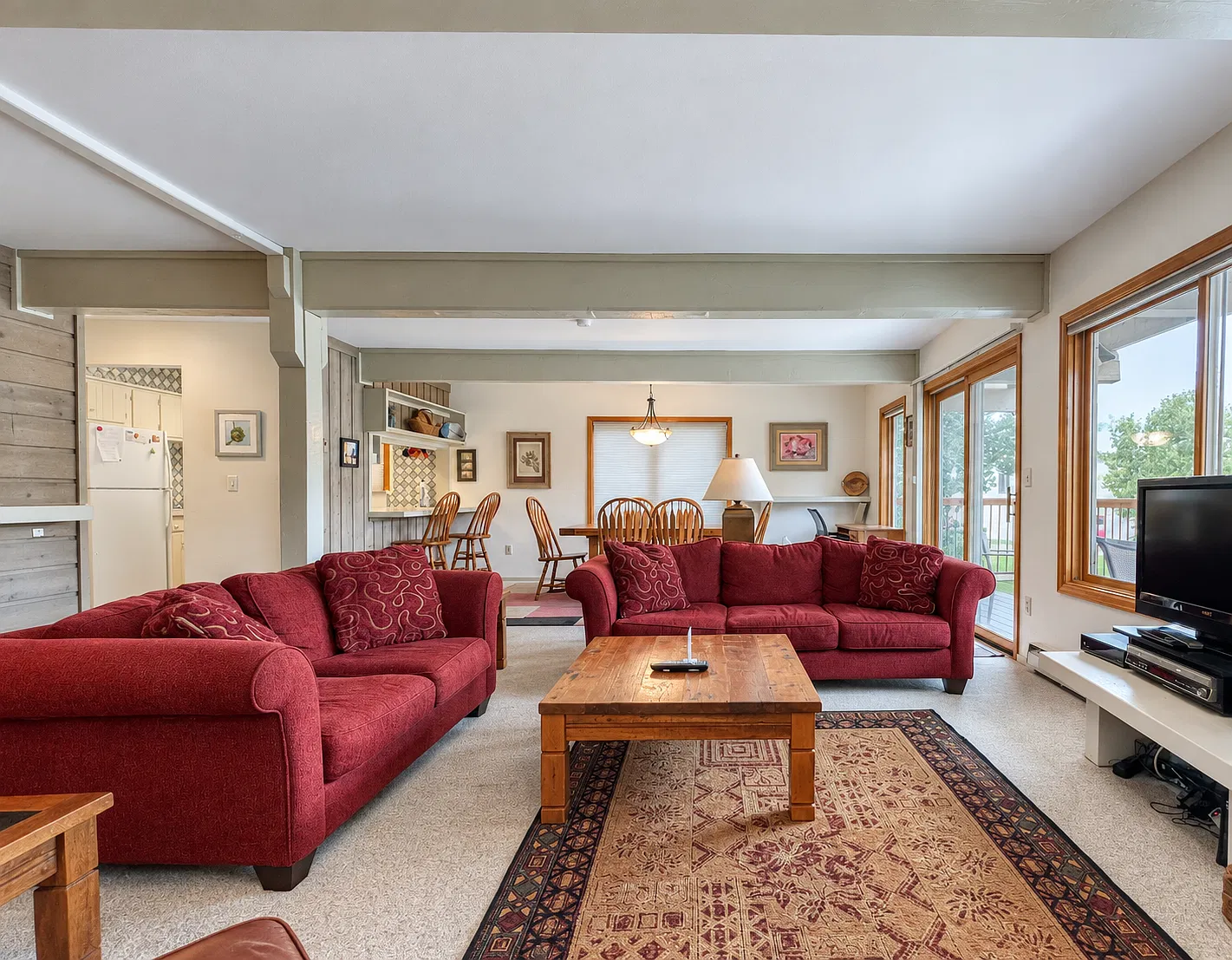 3 bed, 1195 sqft, $2,150 — Photo 1