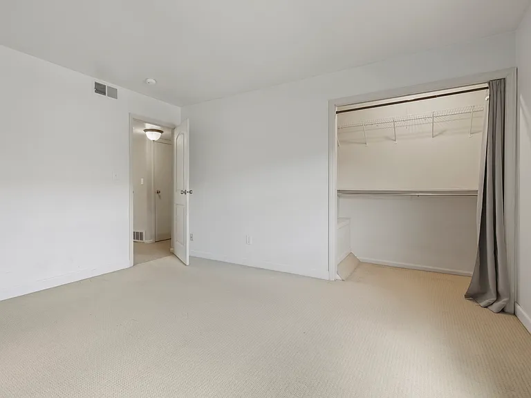 bedroom #1