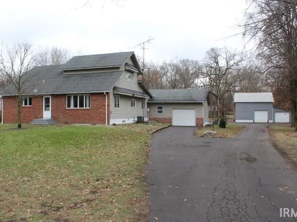 3375 E State Road 10, Knox, IN 46534