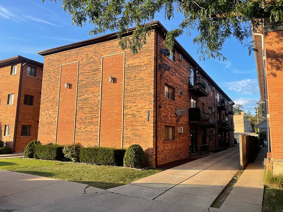 1st image of 5971 N Northwest Hwy APT 3B