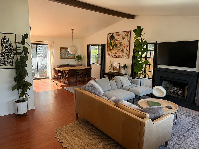 11921 Silver Spur St — Photo 3