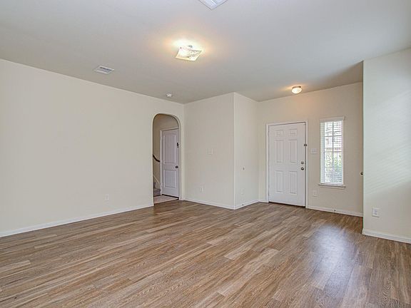 5th image of 10335 Solitude Way