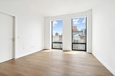 287 East Houston Street, #6C