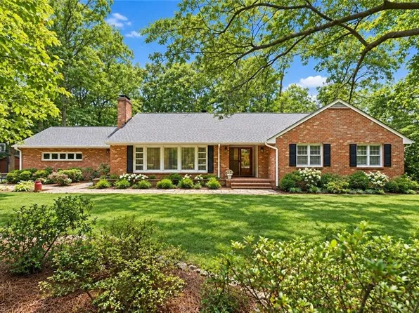 1501 Westridge Rd, Greensboro, NC 27410