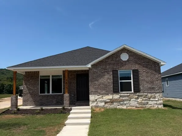 2813 S Ouachita Dr, Fayetteville, AR 72701