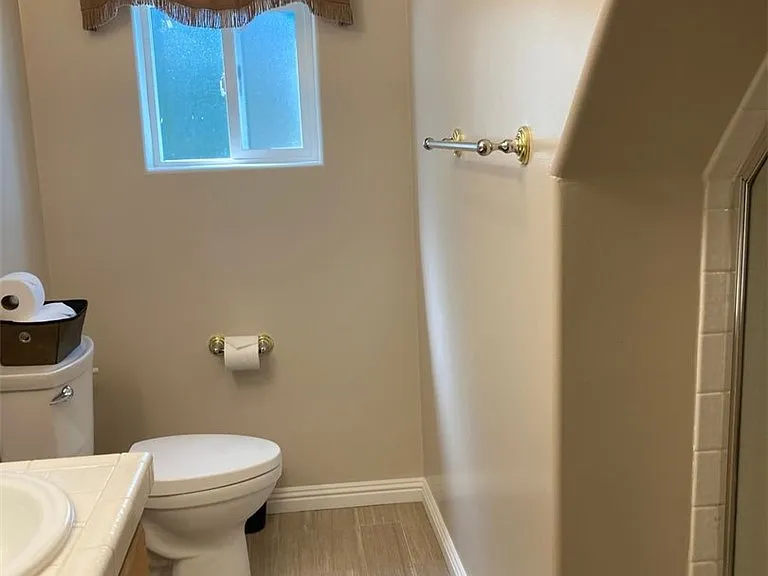 1050 Carousel Rd — Photo 19