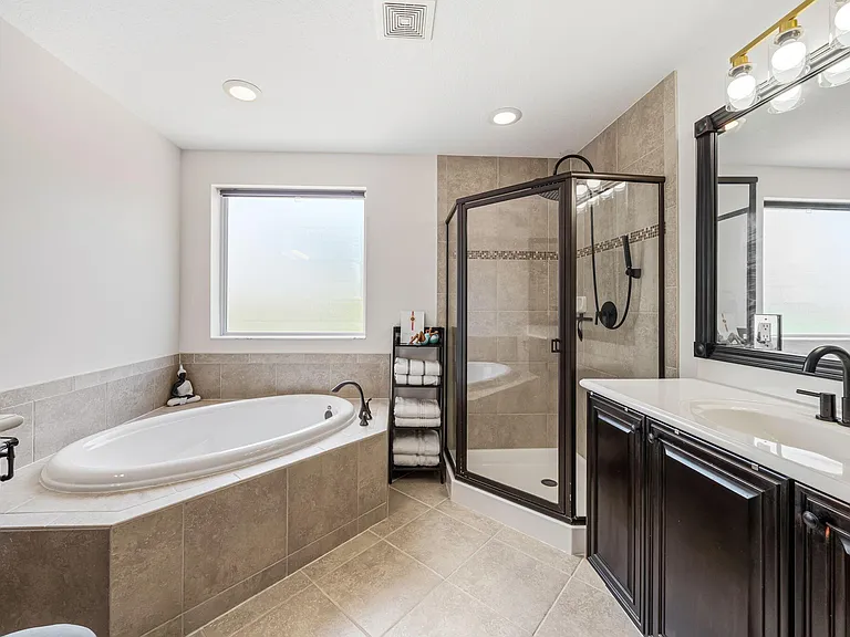 10652 Ivanhoe Ln — Photo 33
