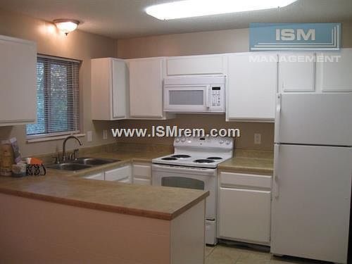 5th image of 2300 Merchant Dr APT 129
