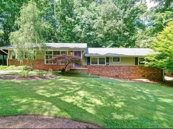 4052 Shawnee Ln, Atlanta, GA 30319