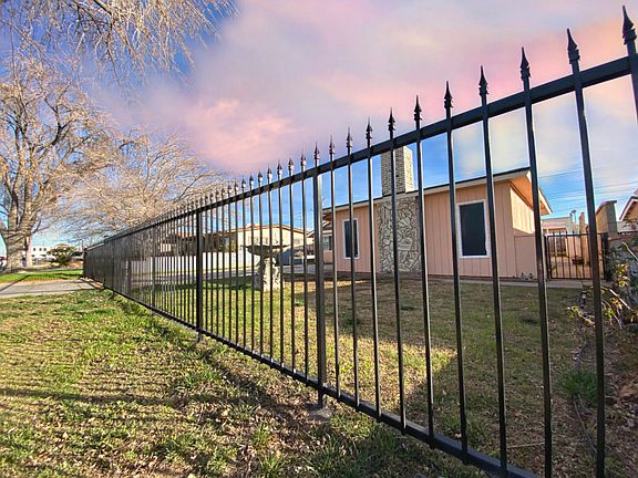4th image of 1108 W Avenue J15