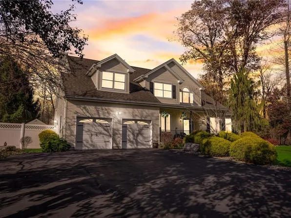 59 Travis Road, Baldwin Place, NY 10505