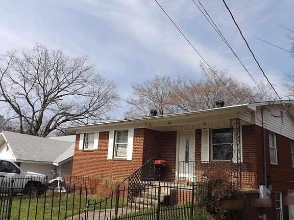 4th image of 330 Woodlawn Ave