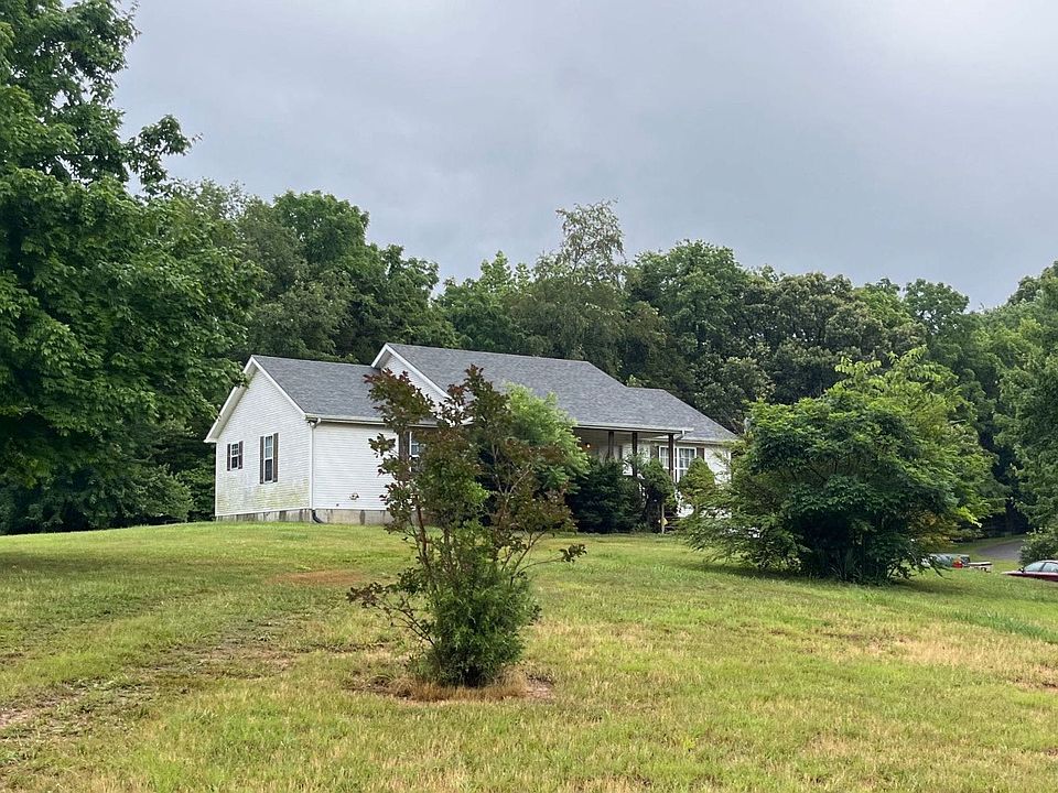 1st image of 455 Woosley Dr