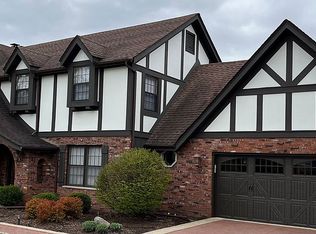 6N262 Robert Ct, Medinah, IL 60157