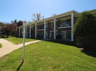 118 Evelyn Ln, Lake Geneva, WI 53147