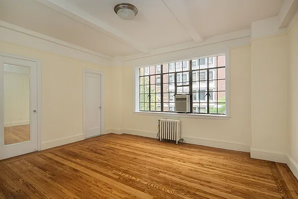 Sold by Stribling | media 18