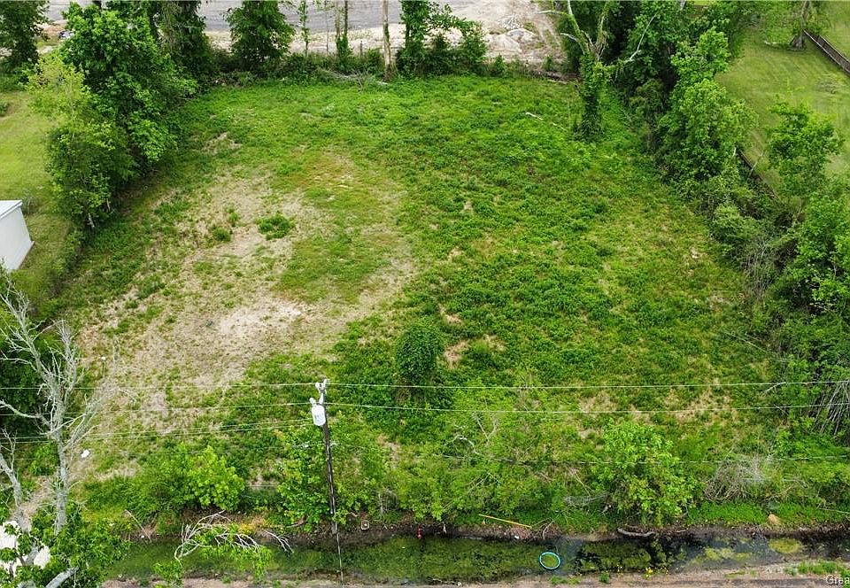 2nd image of 185 Ryan Rd