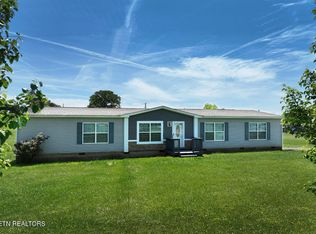 227 Long Meadow Ln, Madisonville, TN 37354