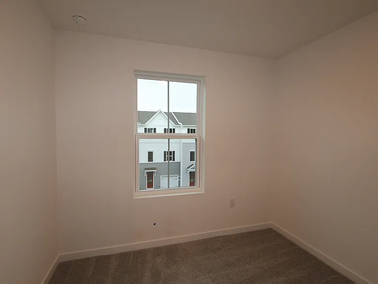 43 Basswood St — Photo 21