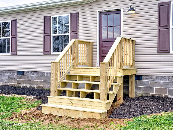 2nd image of 20 Robbie Ln