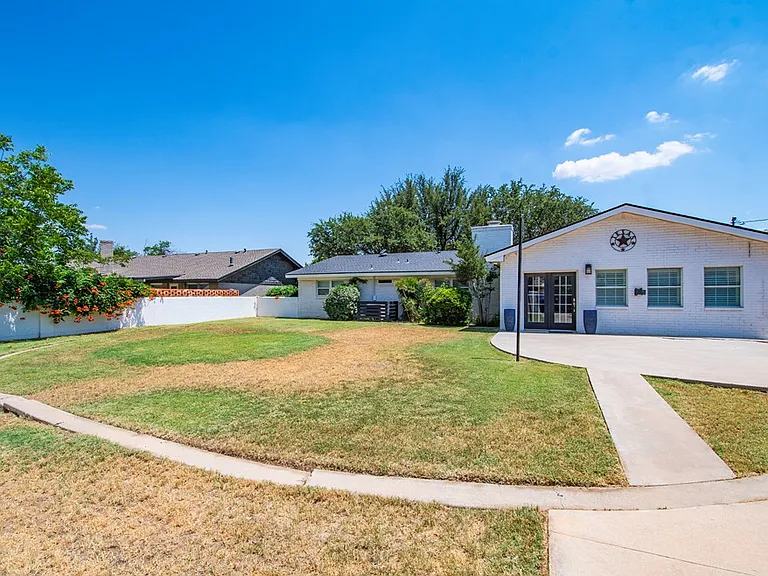 2610 S Frontier Dr — Photo 32