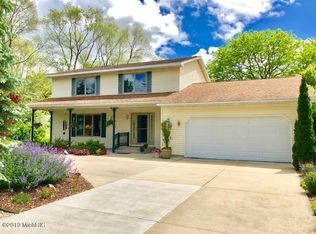 360 Miller St, Fremont, MI 49412