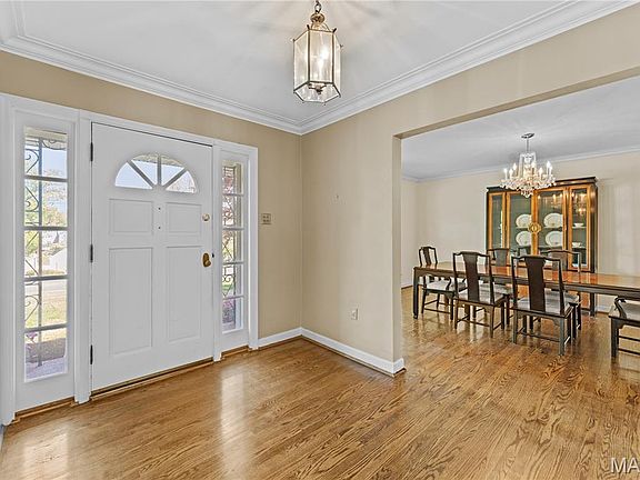 2nd image of 9028 McKnight Woods Ln