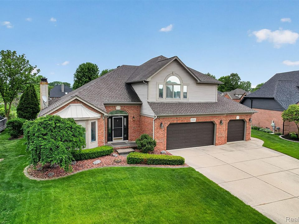1st image of 46582 Middle Brook Dr