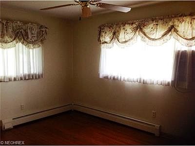 5th image of 117 W Butler St
