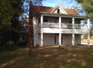 118 W Main St, Pickens, SC 29671