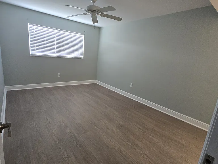1819 Shore Dr S #103 — Photo 21
