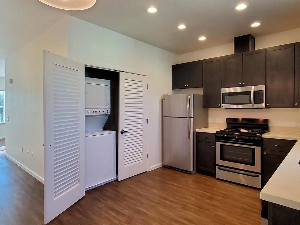 1st image of 99 Kendall Way Unit 35