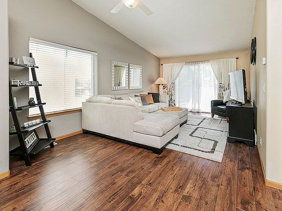 2nd image of 767 14th Ave E