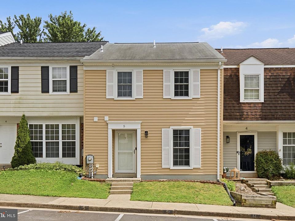 1st image of 5 Moon Maiden Ct
