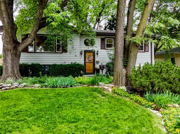 3705 S 75th St, Omaha, NE 68124