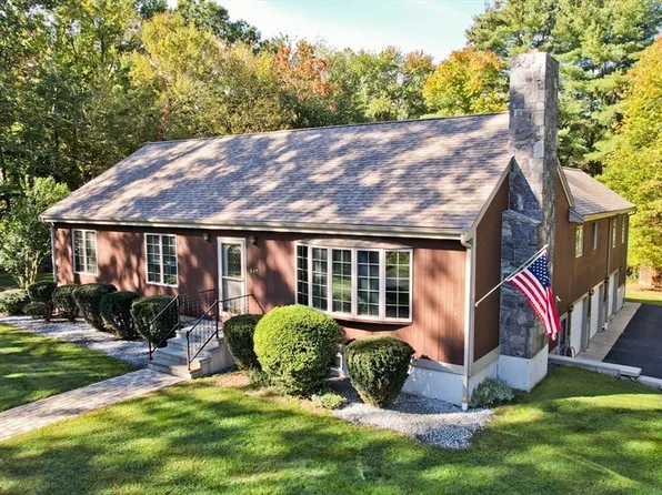 547 Berkley St, Berkley, MA 02779