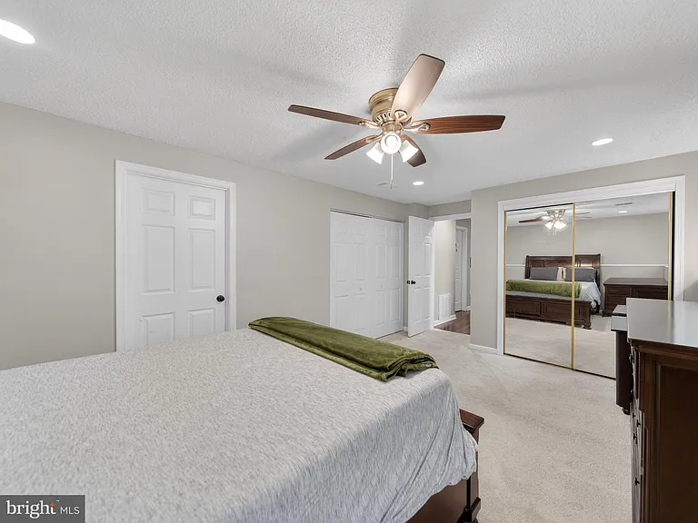 3806 Candlelight Ct — Photo 33
