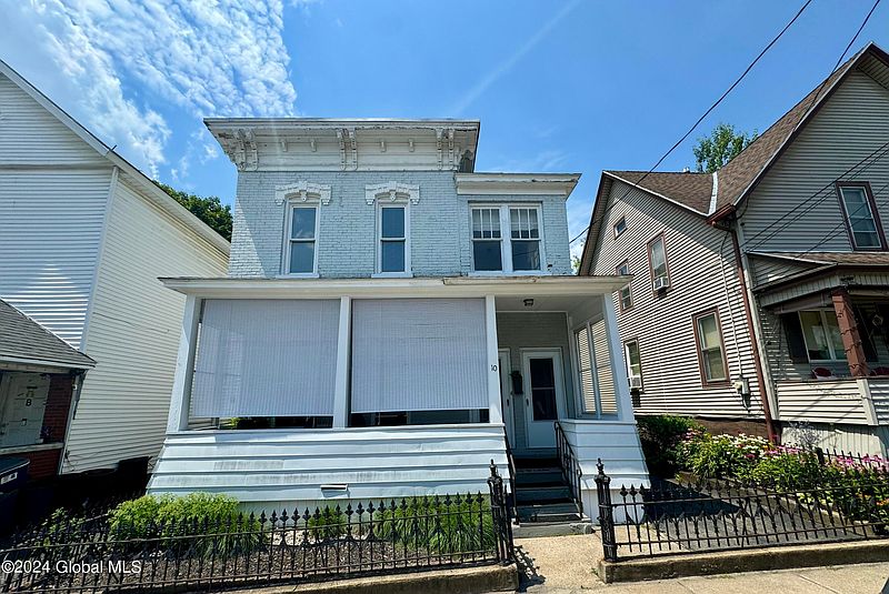 3rd image of 10 Bayard Street