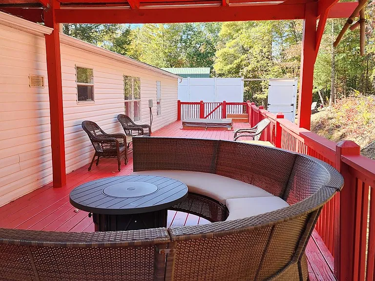 1441 Chestnut Gap Rd — Photo 4