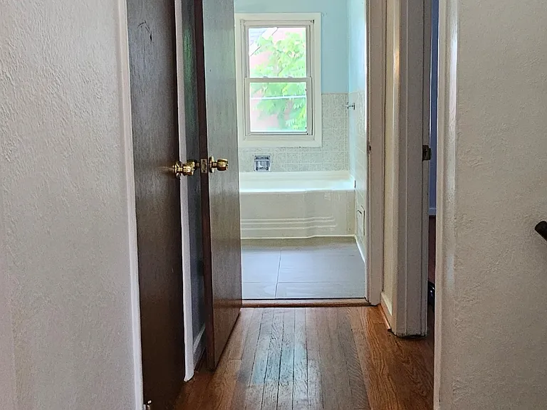 1536 Prospect Rd — Photo 16