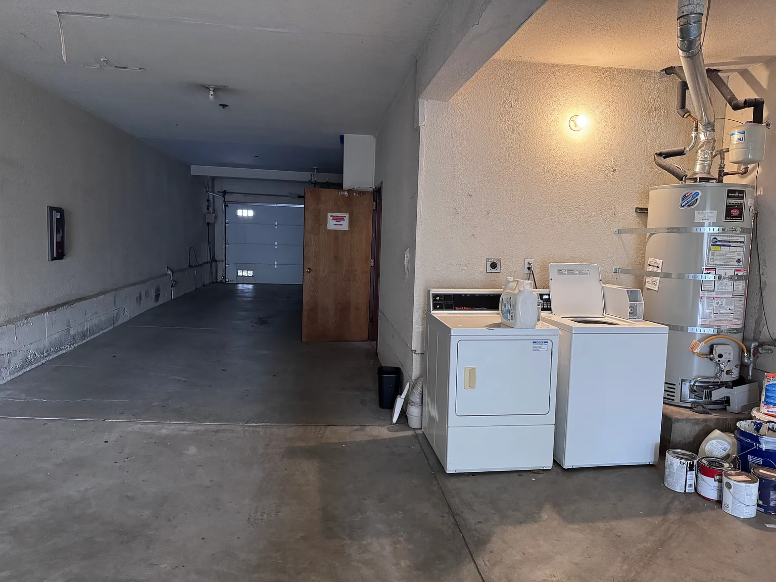 4 bed, 1600 sqft, $6,795 — Photo 3