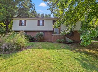 2807 Scaffold Cane Rd, Berea, KY 40403