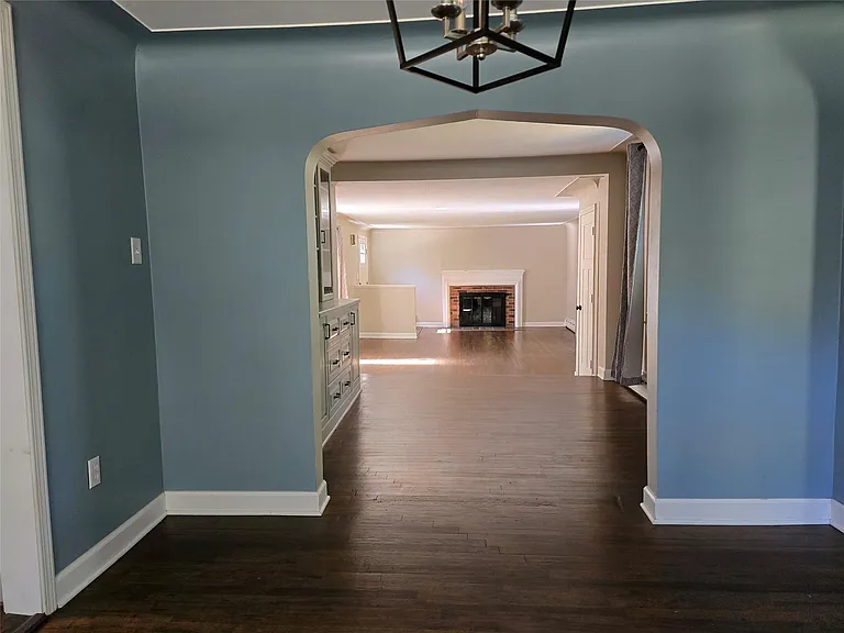 249 W Buell Rd E — Photo 55